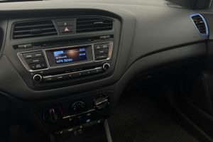 Hyundai i20 bild 11