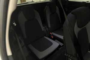 Citroen C4 bild 9