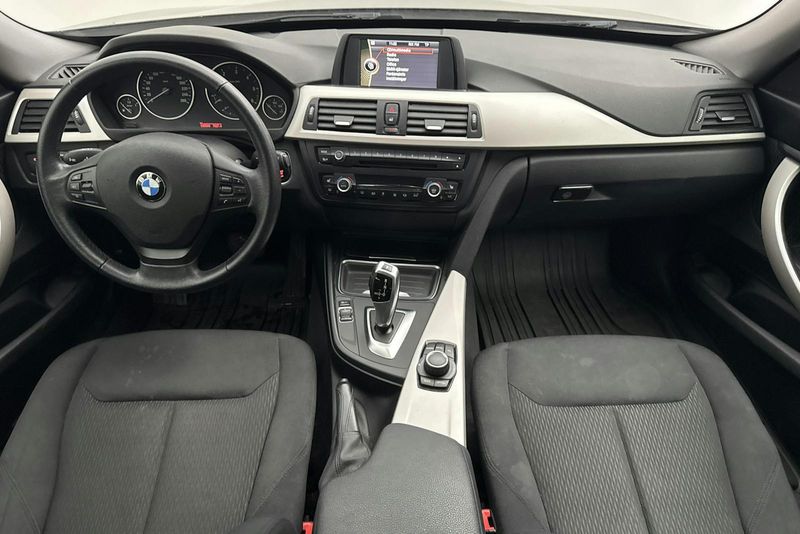 BMW 320 bild 6