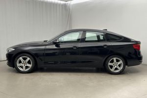 BMW 320 bild 2