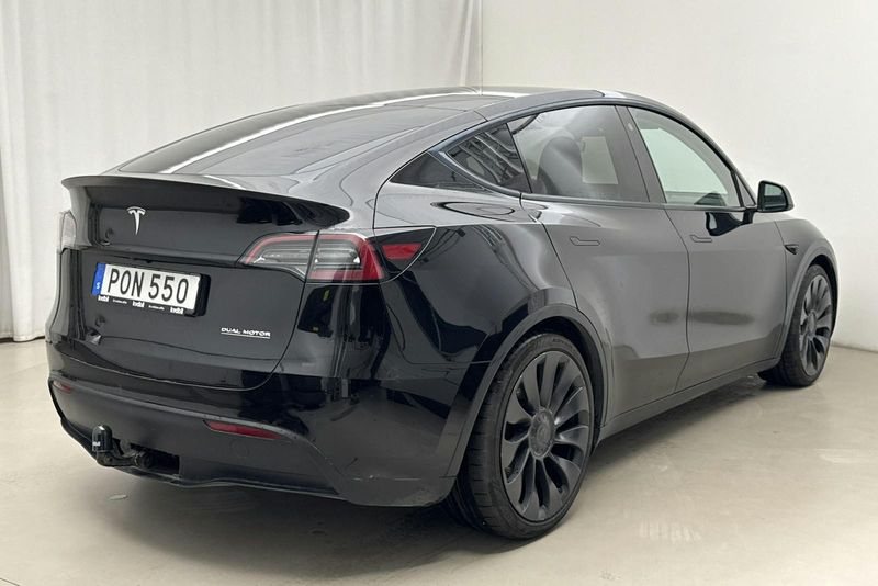 Tesla Model Y bild 3