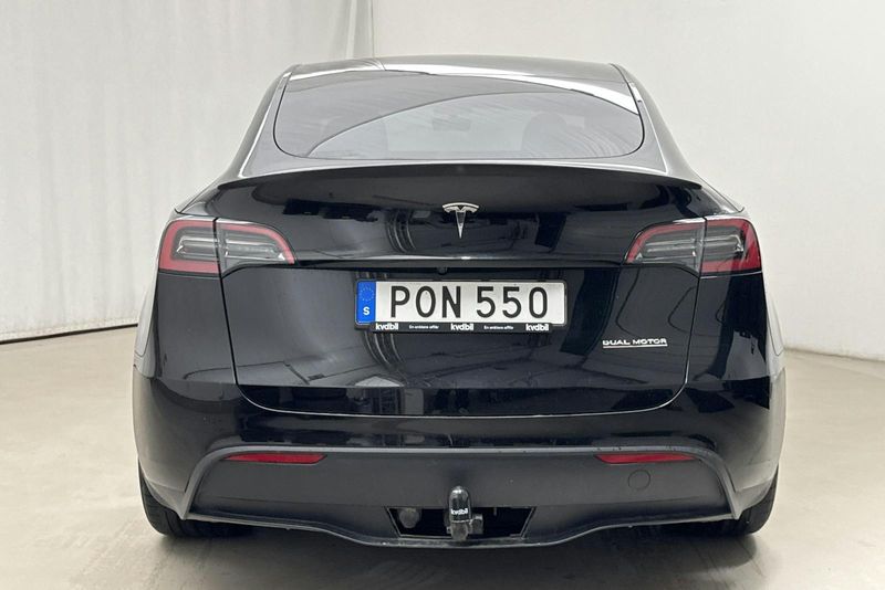 Tesla Model Y bild 5