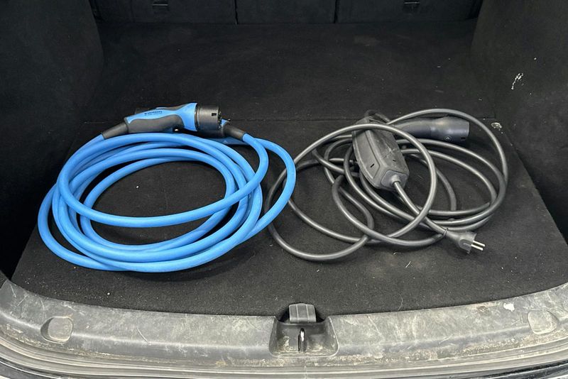 Tesla Model Y bild 15