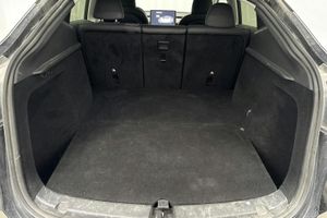 Tesla Model Y bild 9