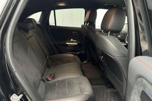 Mercedes EQA300 bild 8