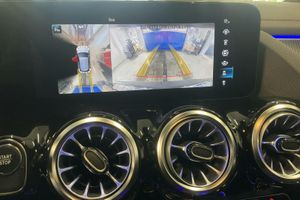 Mercedes EQA300 bild 12