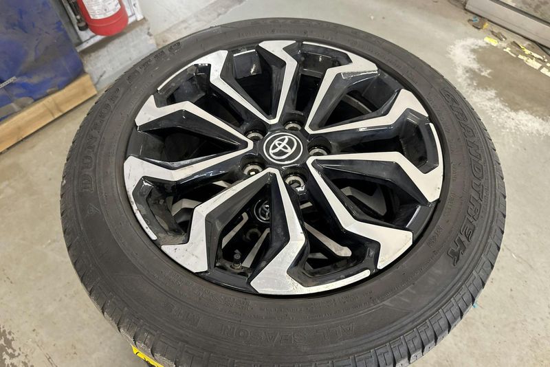 Toyota Yaris bild 16