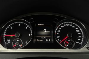 Volkswagen Passat bild 10