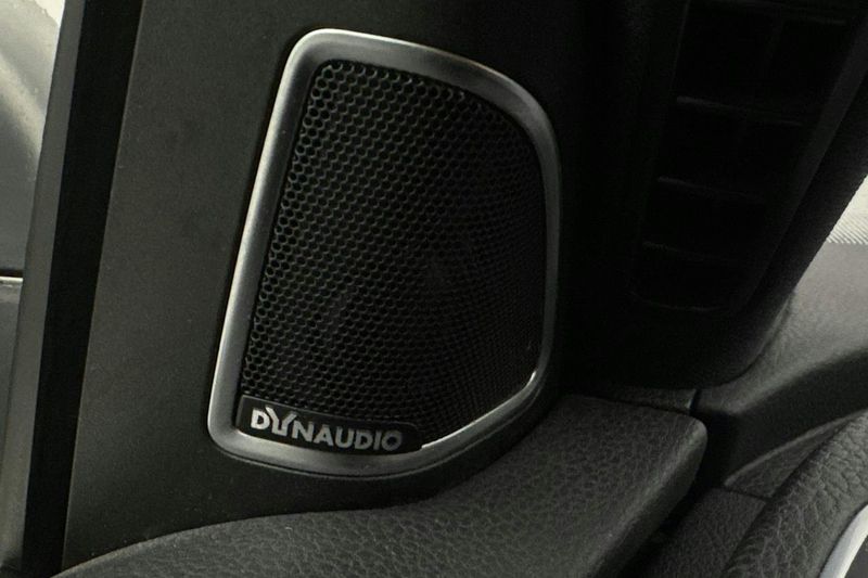 Volkswagen Passat bild 17