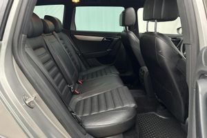Volkswagen Passat bild 8