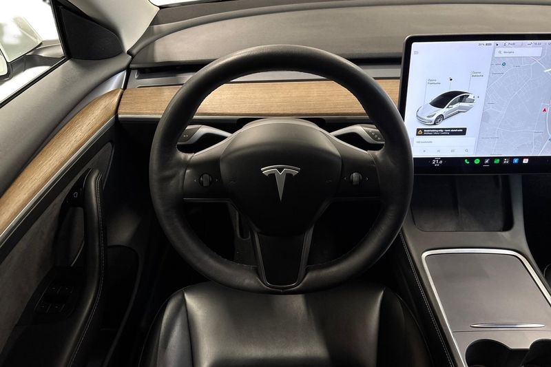 Tesla Model 3 bild 16