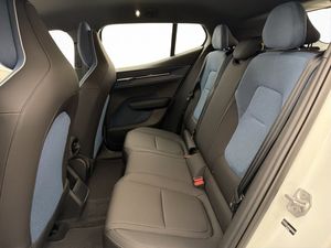 Volvo EX30 bild 28
