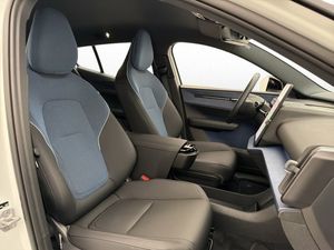 Volvo EX30 bild 26