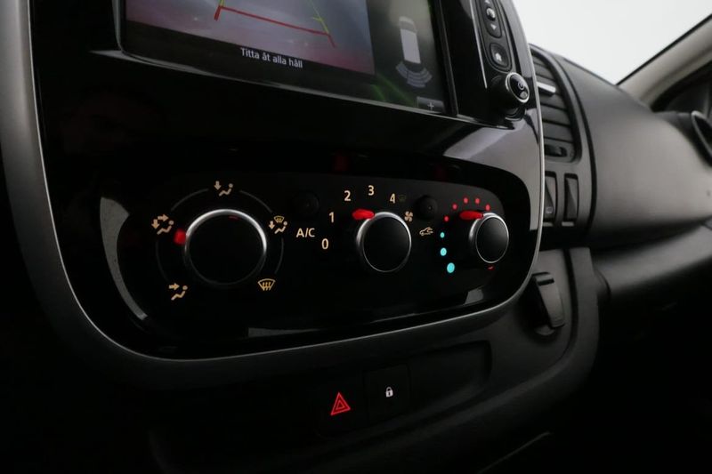 Renault Trafic bild 14