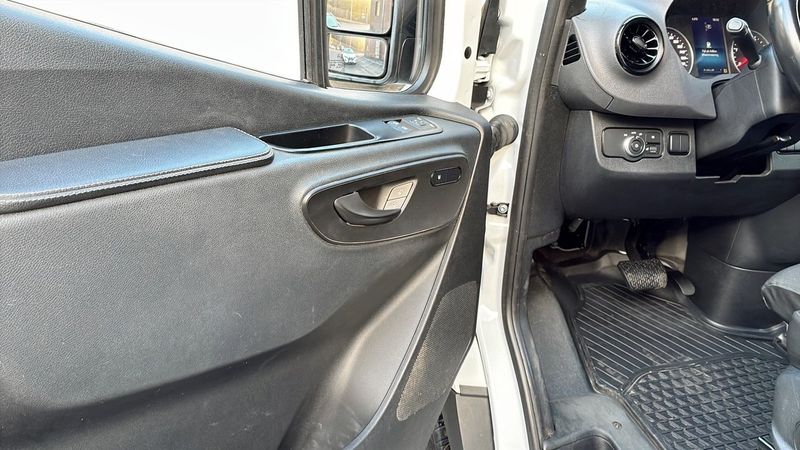 Mercedes Sprinter bild 11