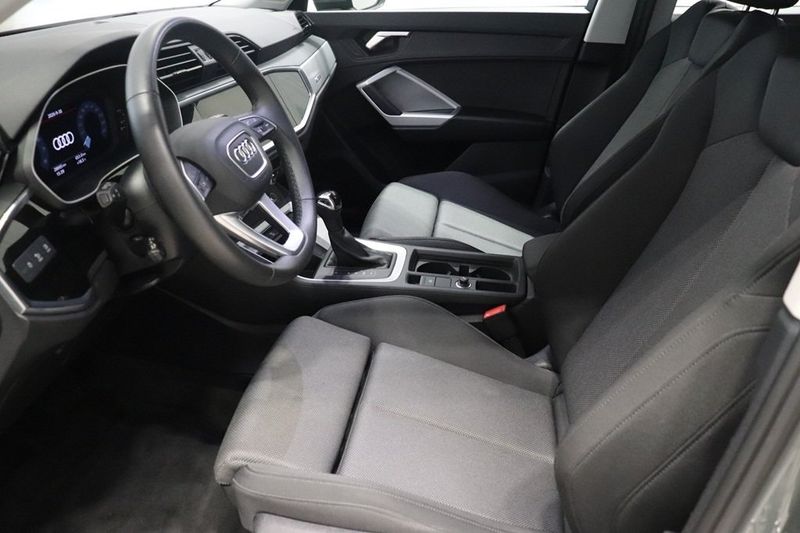 Audi Q3 bild 8