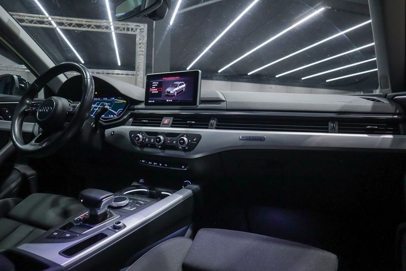 Audi A4 bild 7