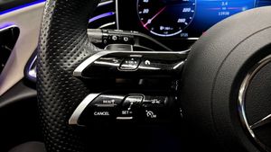 Mercedes E300 bild 20