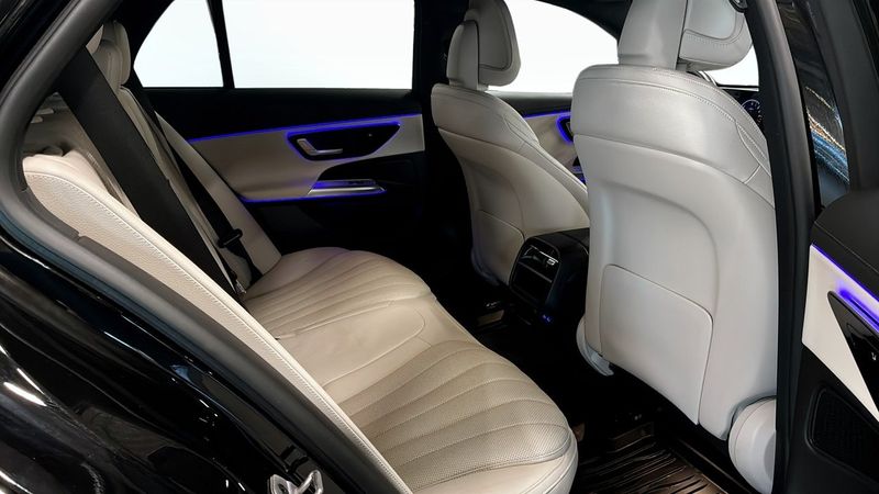 Mercedes E300 bild 5