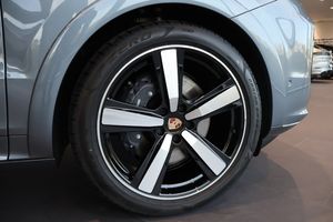 Porsche Cayenne bild 6