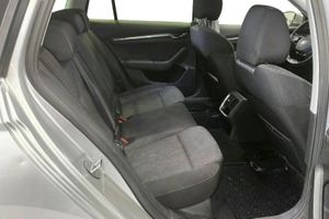 Skoda Octavia bild 8