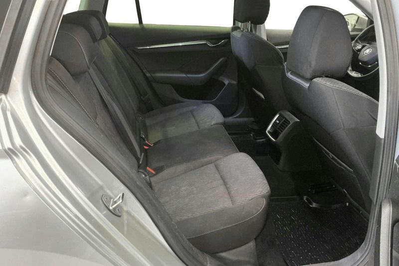 Skoda Octavia bild 8