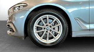 BMW 530 bild 9