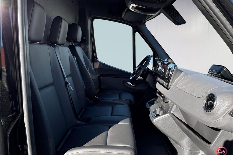 Mercedes Sprinter bild 12