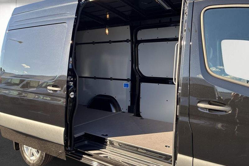 Mercedes Sprinter bild 15