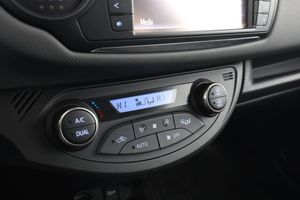 Toyota Yaris bild 25