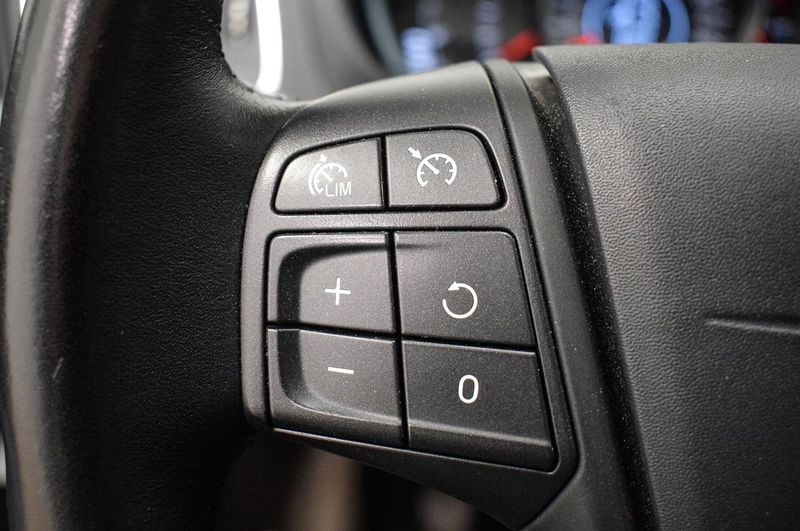 Volvo V40 bild 11