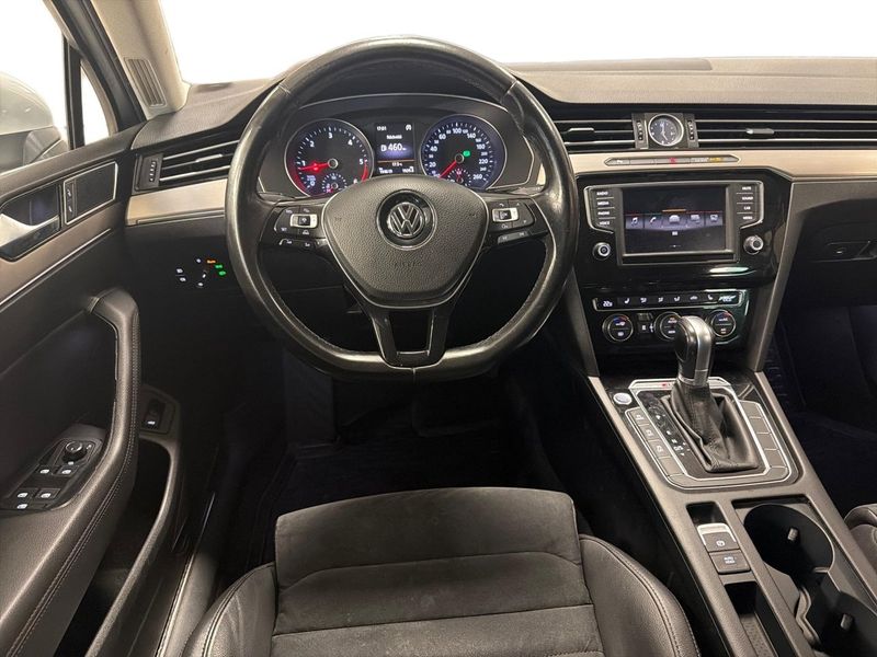Volkswagen Passat bild 10