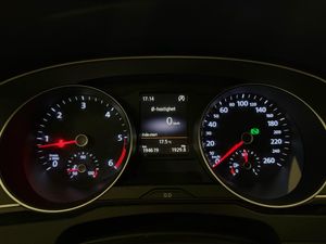 Volkswagen Passat bild 14