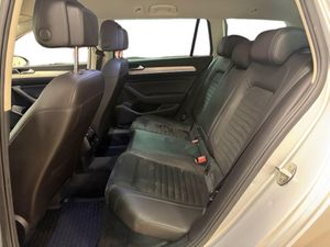 Volkswagen Passat bild 13