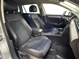 Volkswagen Passat bild 12