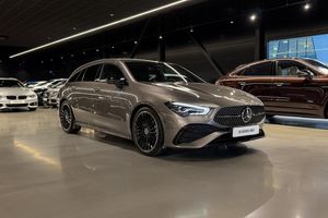 Mercedes CLA200 bild 1