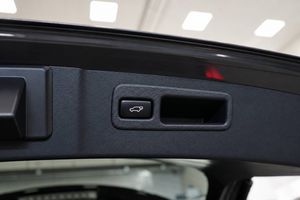 Lexus NX bild 18