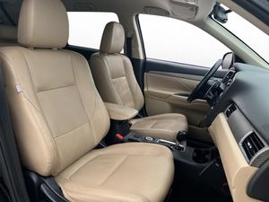 Mitsubishi Outlander bild 11