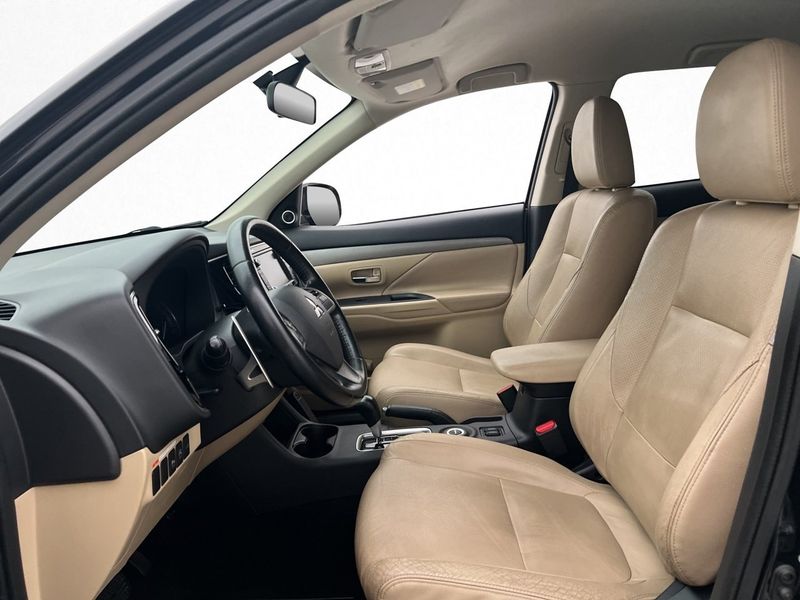 Mitsubishi Outlander bild 13