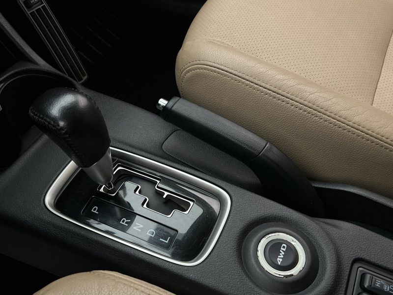 Mitsubishi Outlander bild 24