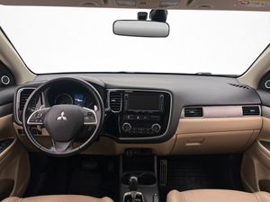 Mitsubishi Outlander bild 12
