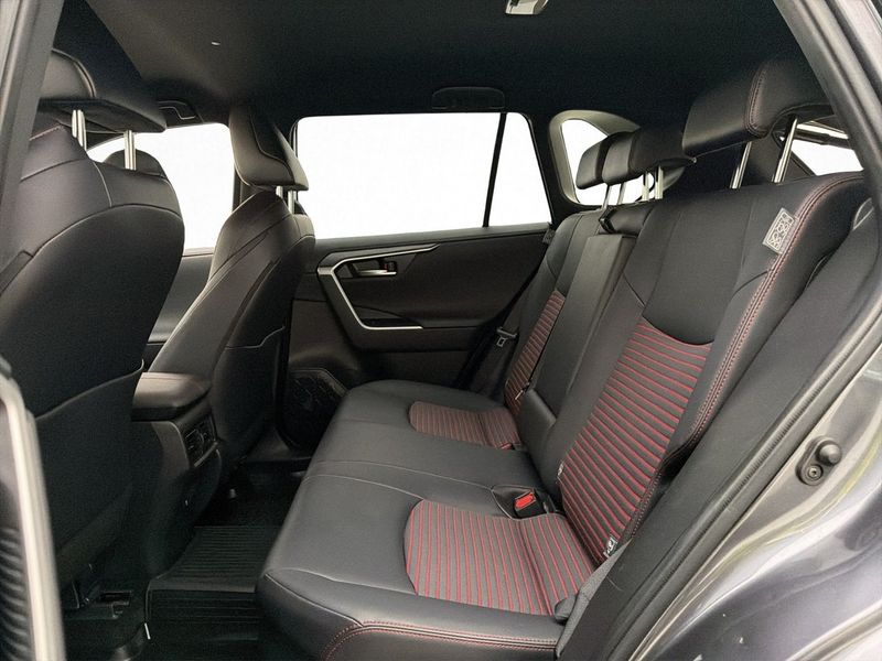 Toyota RAV4 bild 15