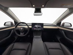 Tesla Model Y bild 14