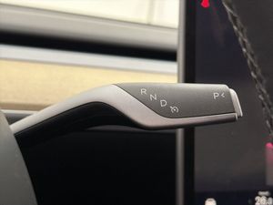 Tesla Model Y bild 22