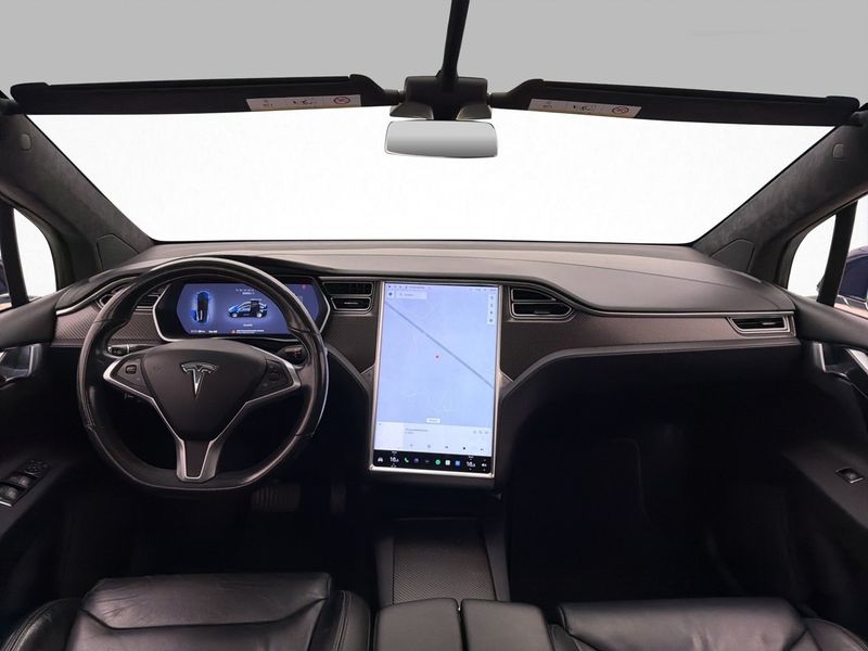 Tesla Model X bild 15