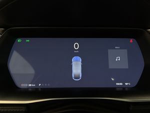 Tesla Model X bild 31