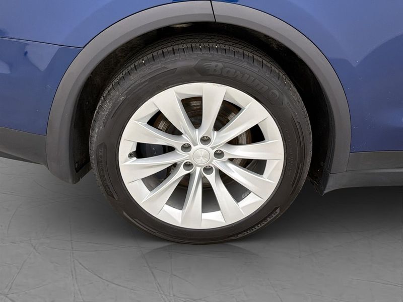 Tesla Model X bild 36