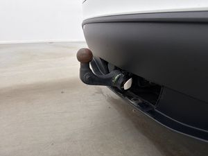 Tesla Model Y bild 12