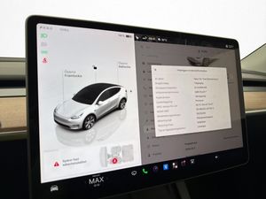 Tesla Model Y bild 24