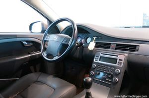 Volvo V70 bild 8